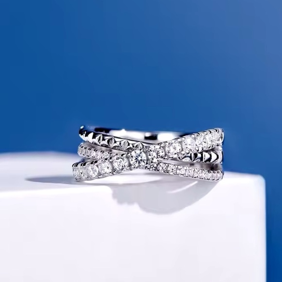 NWT Silver Tone Brass Ring size 6 - Picture 1 of 6